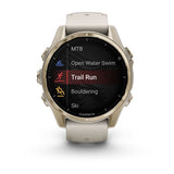 Garmin fenix 8, 43 mm, AMOLED, Sapphire, Soft Gold with Fog Gray/Dark Sandstone Silicone Band