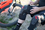 G-Form E-Line Knee Pads - Black Medium