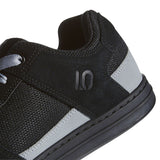 Five Ten Freerider Men's Flat Pedal Shoe: Black/Gray 10