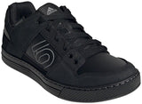 Five Ten Freerider DLX Flat Shoe - Men's Core Black / Core Black / Grey Three 7