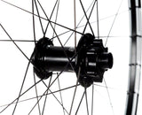 Stan's No Tubes Crest MK3 Front Wheel 29 15/QR x 100mm 6Bolt Black